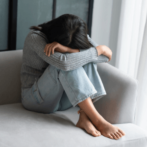 Anestesia emocional: cuando el cerebro aprende a no sentir para sobrevivir