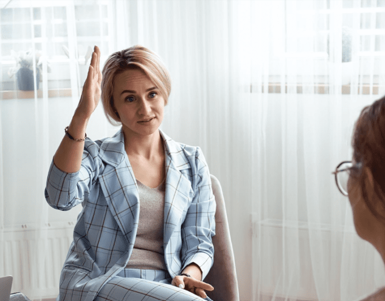 Terapia de Desensibilización y Reprocesamiento por Movimientos Oculares (EMDR): Una Herramienta Poderosa para la Salud Mental