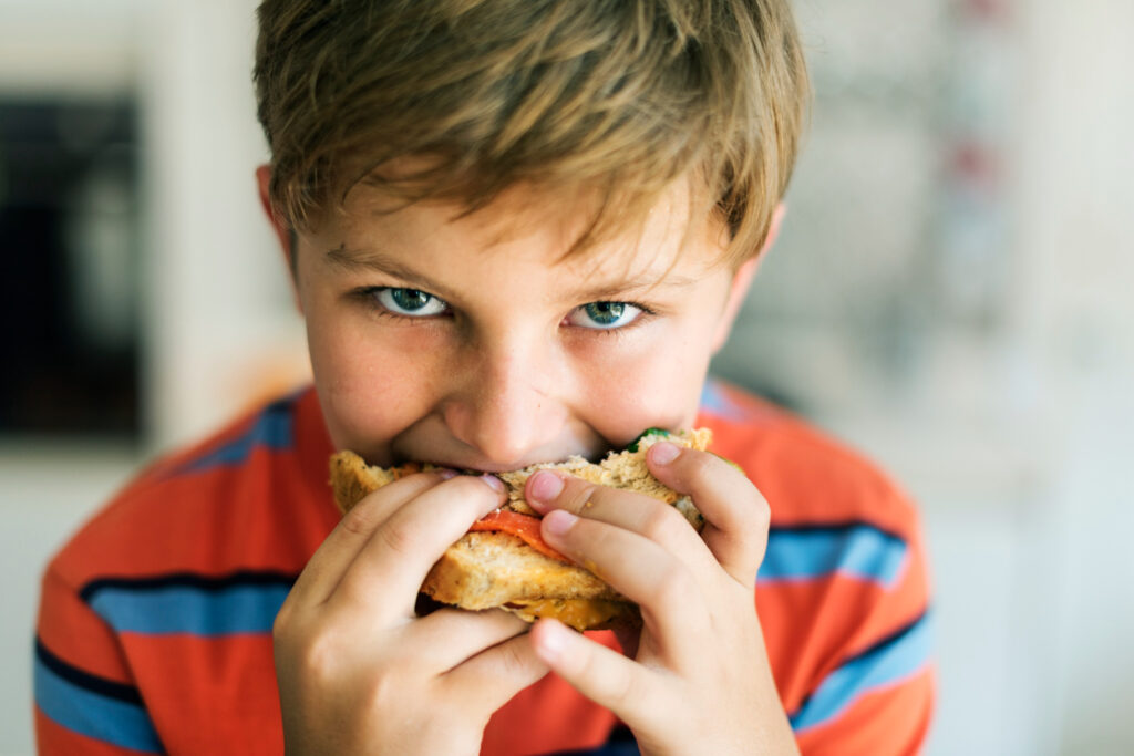 Trastornos Alimentarios en Niños y Adolescentes: Cómo Detectarlos a Tiempo